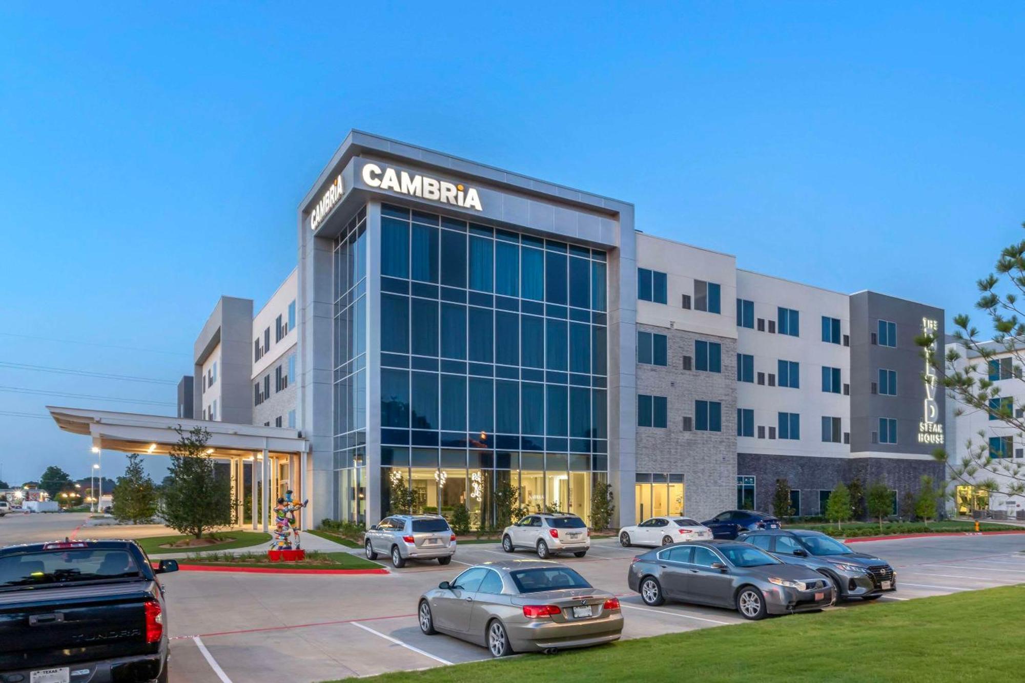 Cambria Hotel Waco University Riverfront Buitenkant foto