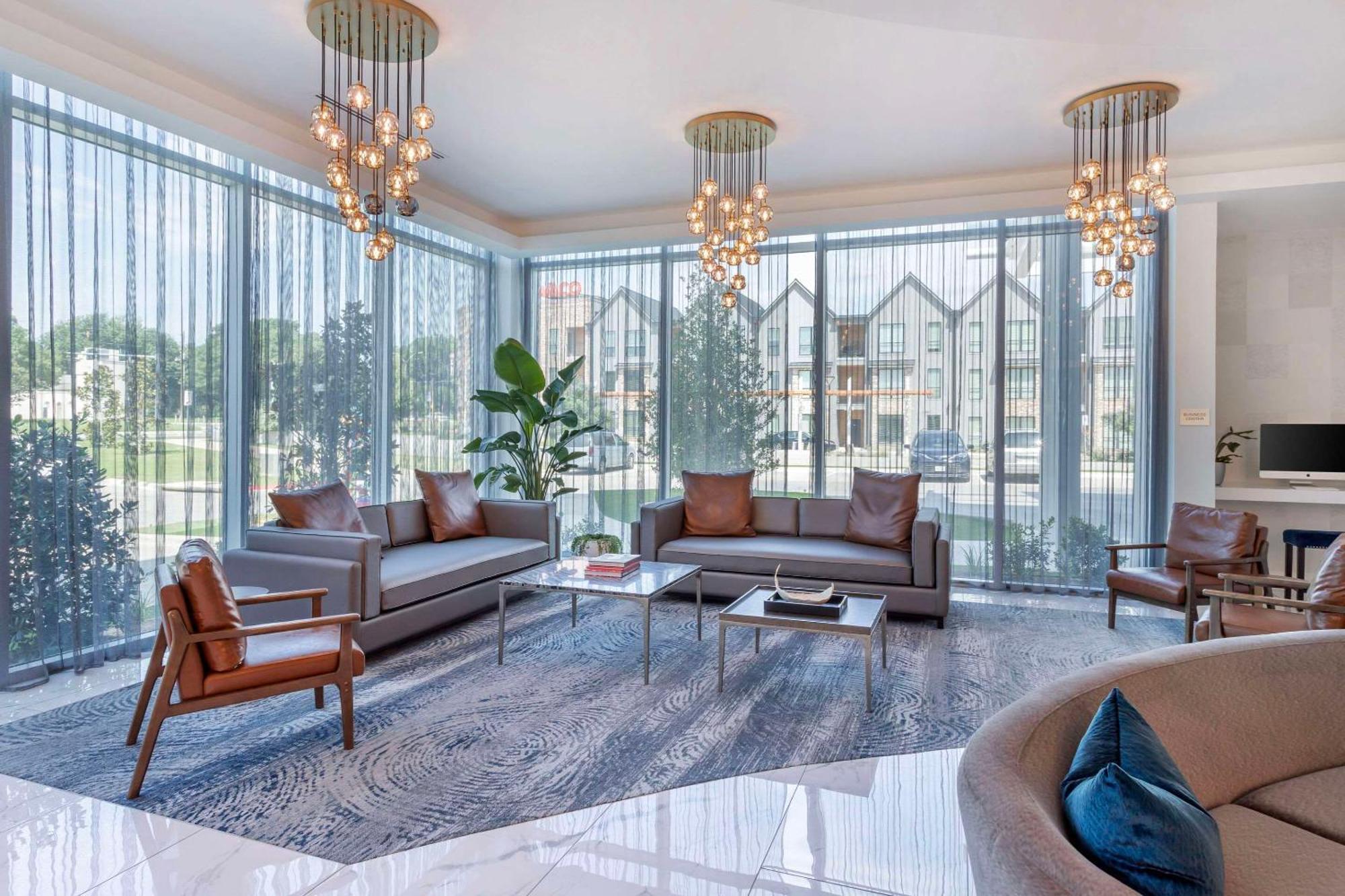 Cambria Hotel Waco University Riverfront Buitenkant foto